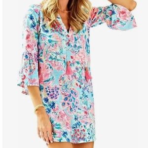 Lilly Pulitzer dress. Size Medium. Like new.